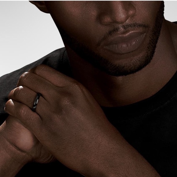 David Yurman Beveled Collection Hand- Finished Band Black Titanium - Picture 1 of 6